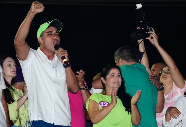 TSE mantém condenação de prefeito e vice da Serra por propaganda irregular em 2024