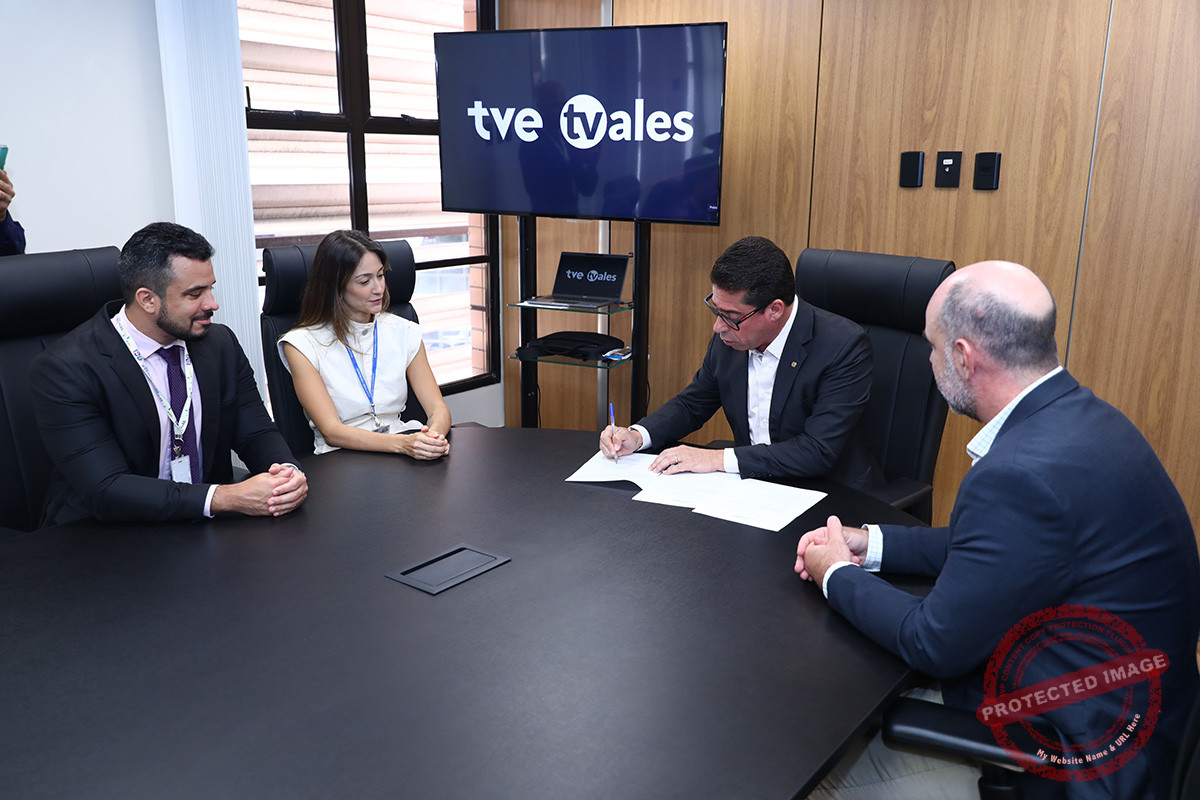 Desfiles do grupo especial e série Ouro também serão transmitidos na TV Ales