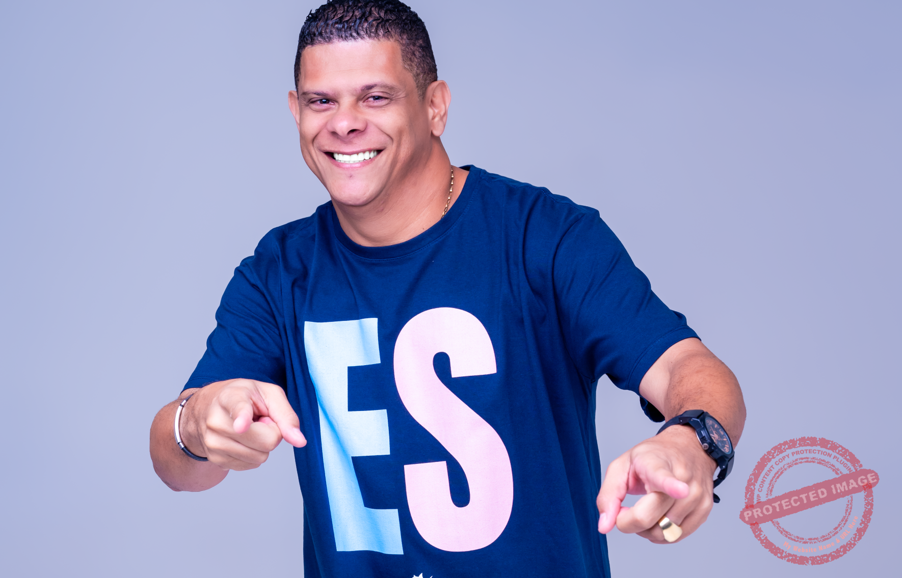 Emerson Xumbrega anuncia maratona de shows no litoral capixaba durante o Carnaval